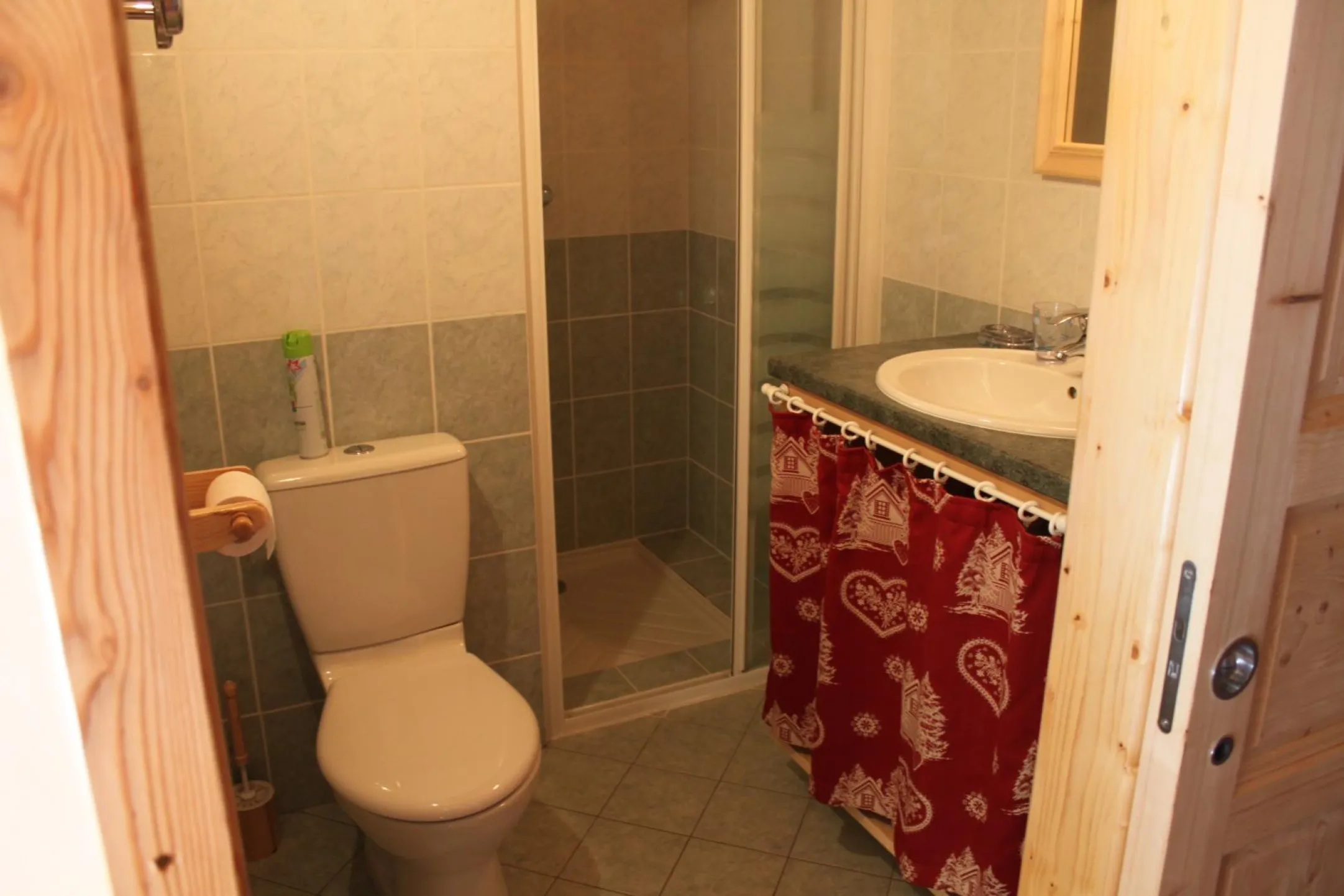Salle de bain avec baignoire îlot